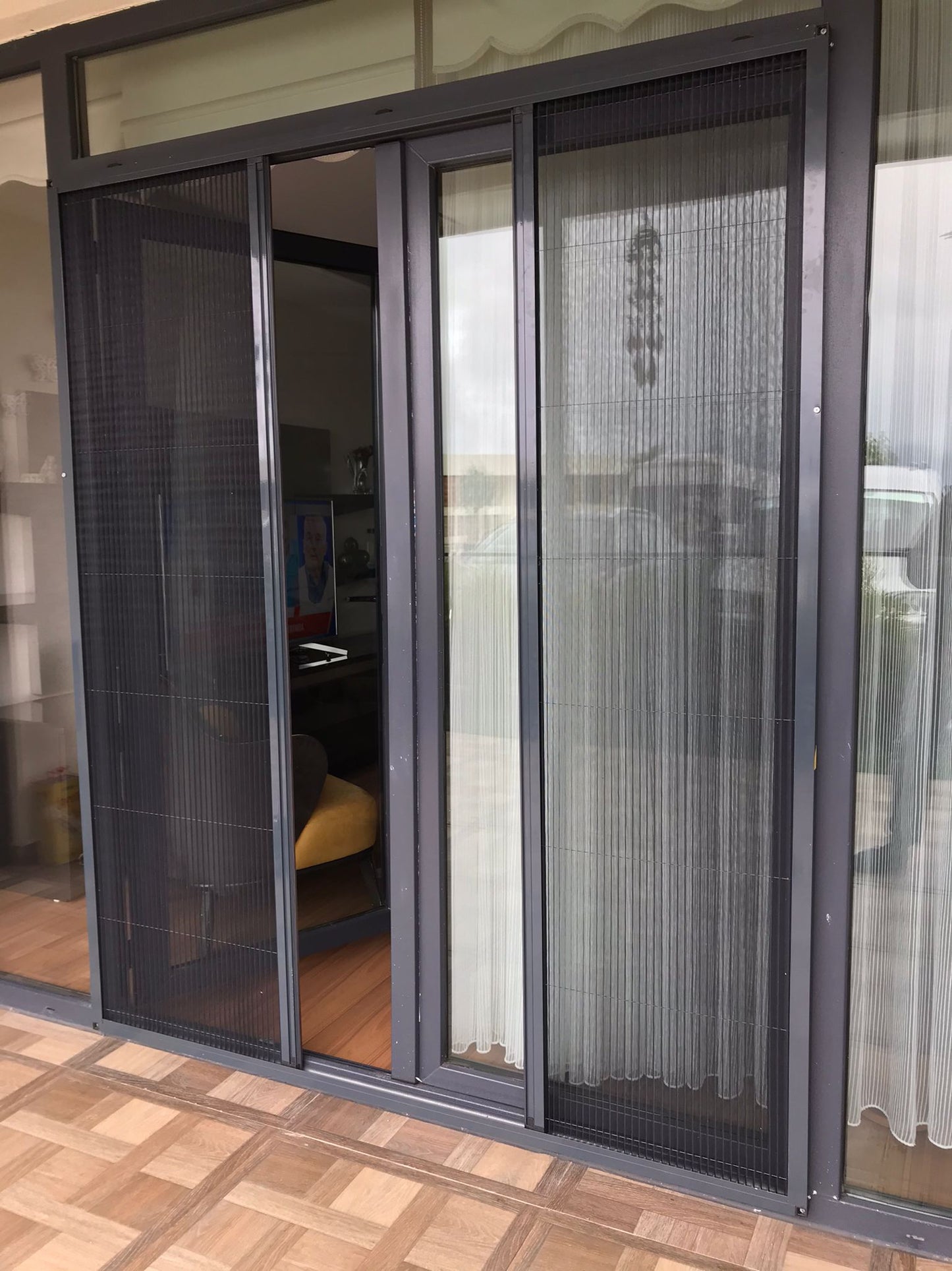 Double Pleated Accordion Sliding Fly Screen Door
